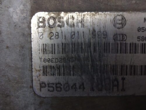 Centralita del motor Jeep Grand Cherokee 0281011999 BOSCH P56044189AI