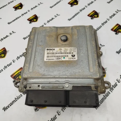 Centralita del motor Jeep Grand Cherokee 0281011999 BOSCH P56044189AI