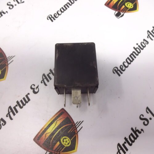 Relé  Rele AUDI VW 443951307A 004885-01