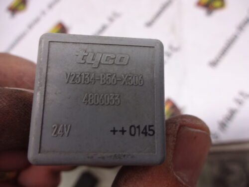 Relé  Rele IVECO 4806033 V23134-B56-X306
