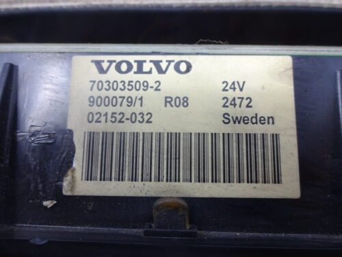 Cuadro de instrumentos VOLVO 70303509-2 EGK100 2149/15  B7R 004554 02152-032