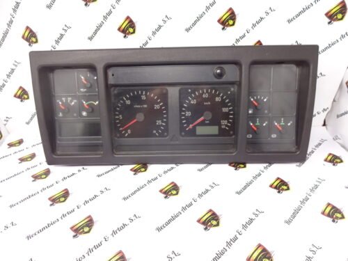 Cuadro de instrumentos VOLVO 70303509-2 EGK100 2149/15  B7R 004554 02152-032