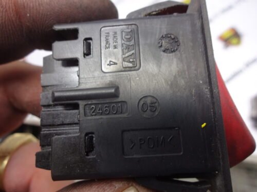 Interruptor de emergencia MAN MERCEDES DAV 24601 1521.56.305.00