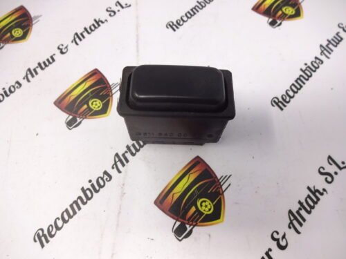 Interruptor  / Schalter / switch / MAN MERCEDES 6115400066