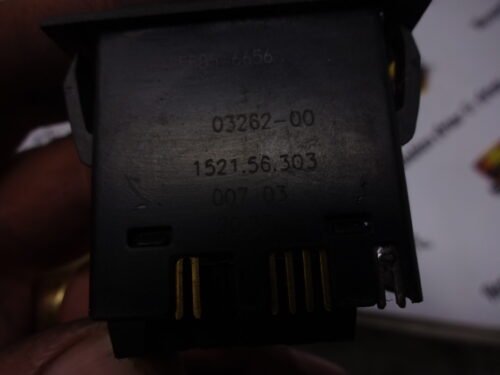 Interruptor MAN MERCEDES 1521.56.303 152156303 81255056656 81.25505-6656