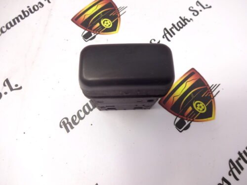 Interruptor MAN MERCEDES 3230 10(5)A24V