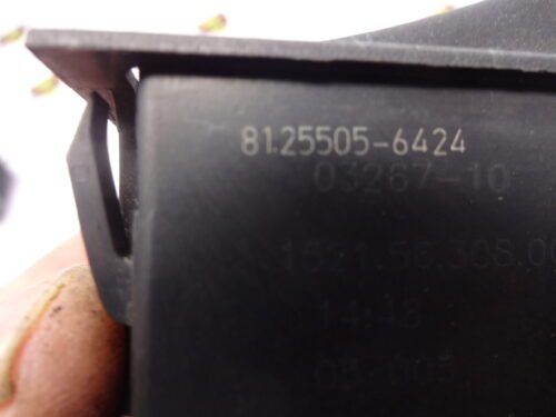 Interruptor / Schalter / switch / MAN MERCEDES 81.25505-6424 81255056424