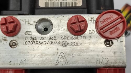 ABS VW AUDI SEAT Skoda Fabia 0265231945 6R0614117D 0265800635 6R0907379C