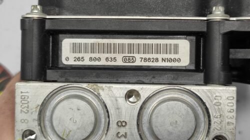 ABS VW AUDI SEAT Skoda Fabia 0265231945 6R0614117D 0265800635 6R0907379C