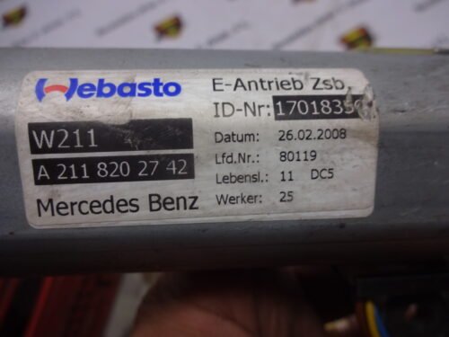 Motor techo Mercedes Clase W211 A2118202742 0390200012