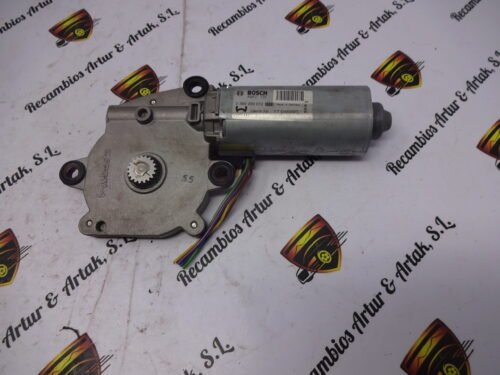 Motor techo Mercedes Clase W211 A2118202742 0390200012