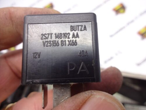 Relé  Ford Mondeo Focus C-Max 2S7T14B192AA 2S7T 14B192 AA V23136B1X66