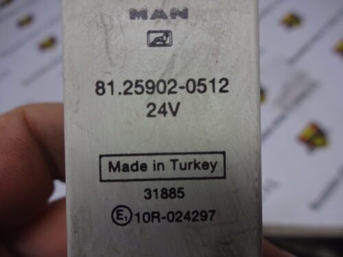 Relais Rele Relay MAN 81259020512 81.25902-0512 24V