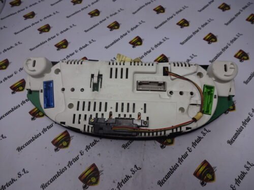 Cuadro de instrumentos Audi A4 8D0920930 8DO920930