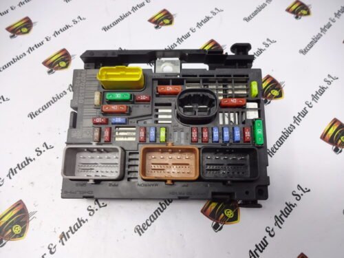 BSM Caja de fusibles Peugeot Citroën 9807028580 BSM-R02-01