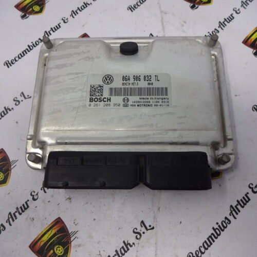 Centralita del motor VW Polo 1.8 GTI 0261208950 06A906032TL