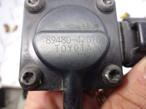 Sensor presión Toyota Auris Verso Corolla 8948042010 89480-42010