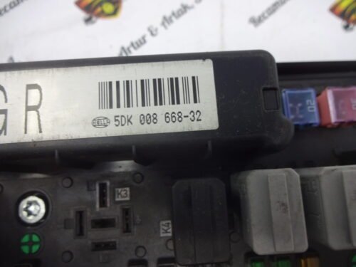 Caja de fusibles Opel 13206745 GR 13206745GR 5DK008668-32