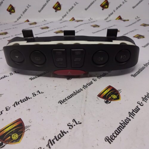 Interruptor de emergencia Hazard switch Fiat A223