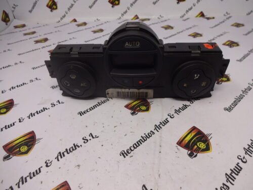 Clima panel de control  Renault Megane 8200312940 69340009