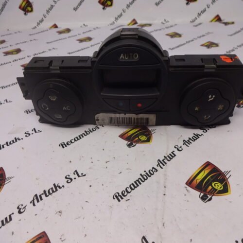 Clima panel de control  Renault Megane 8200312940 69340009