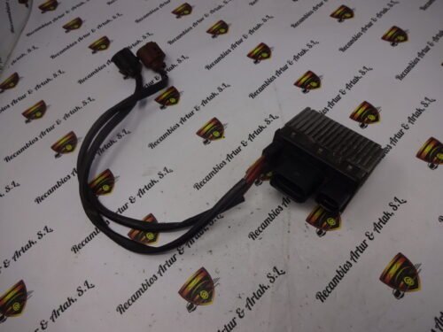 Relé del ventilador del radiador AUDI A6 8D0959501D 898027000