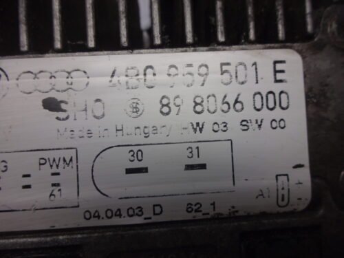 4B0959501E 4BO959501E 898066000 Relé del ventilador del radiador AUDI RS6 Avant 4B0959501E 4BO959501E 898066000