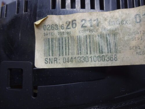 Cuadro de instrumentos  Audi A4  0263626211