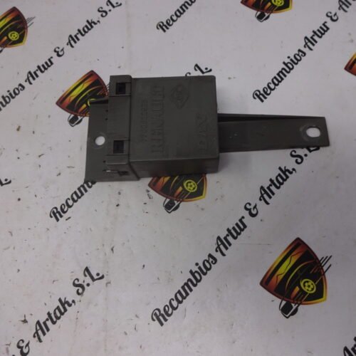 Controlador cierre centralizado  Renault Laguna Espace III DAV  7700822928 8200021109