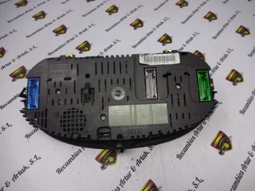 Cuadro de instrumentos  AUDI A2 8Z0920931D 8ZO920931D 110080193006