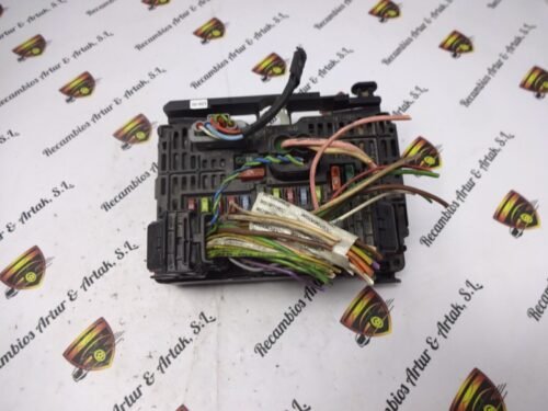 Caja de fusibles Peugeot Citroen BSM-L04-00 S118983004K 9657718580
