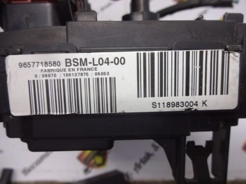 Caja de fusibles Peugeot Citroen BSM-L04-00 S118983004K 9657718580