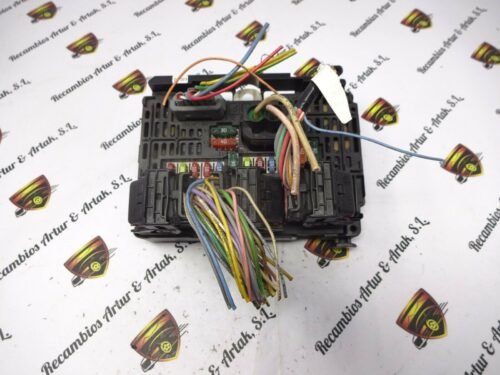 Caja de fusibles CITROEN Peugeot 9661682680 S118983002 O S118983002O BSM-L02-00