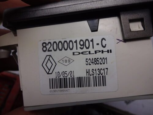A/C System / Clima panel de control  Renault Laguna 8200001901C  8200001901-C