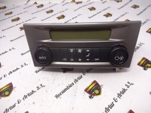 A/C System / Clima panel de control  Renault Laguna 8200001901C  8200001901-C