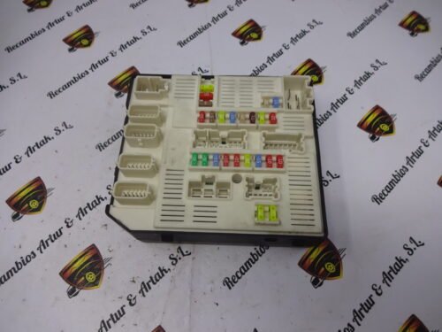 BSM Caja de fusibles  Renault  284B60010R-E 284B60010RE USM BD95