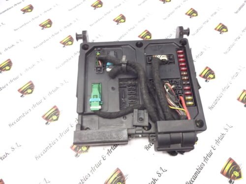Caja de fusibles VW Sharan Ford Galaxy S108145300H 7M0962258K 97VW14B205CC