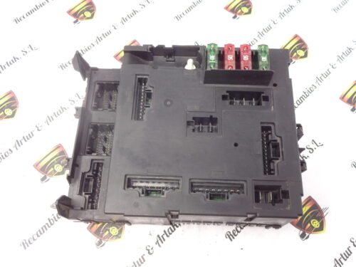Caja de fusibles Smart Fortwo 0011868V007 SAM 5WK45090
