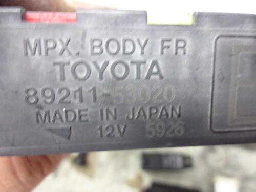 Unidad de control  LEXUS IS220 IS250 8921153020 89211-53020