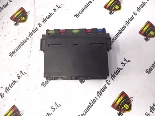 Unidad de control  LEXUS IS220 IS250 8921153020 89211-53020
