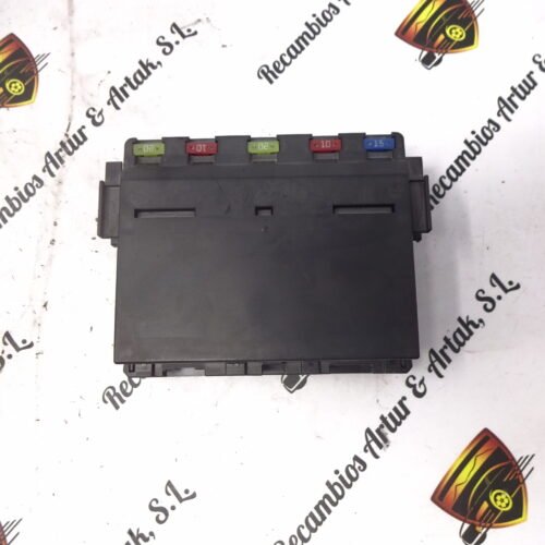 Unidad de control  LEXUS IS220 IS250 8921153020 89211-53020