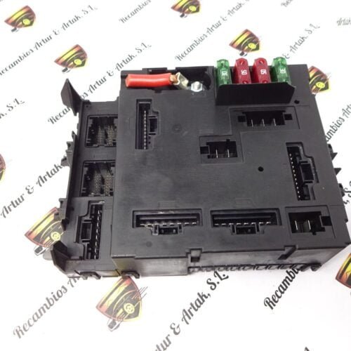 Caja de fusibles Smart Fortwo 0011868V011 SAM 5WK45090
