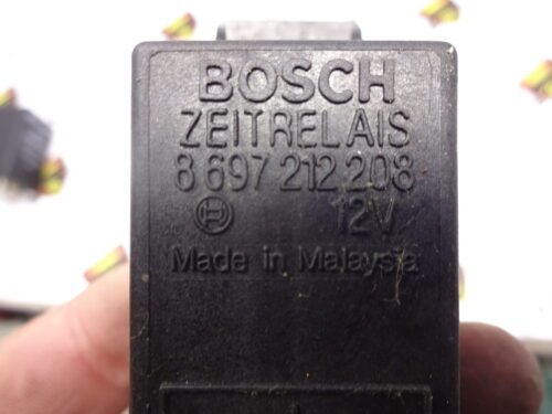 Rele VW  Volkswagen Golf 8697212208 BOSCH ZEITRELAIS