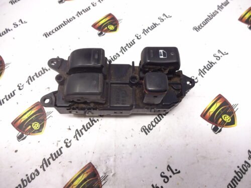 Botonera elevalunas Toyota Corolla Verso 8404013060 84040-13060 514951