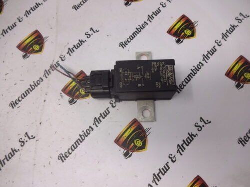 Relé  Relay  Ford Transit 2.2 TDCI 6C1T10B728AB 6C1T-10B728-AB V23130-C2021-X011