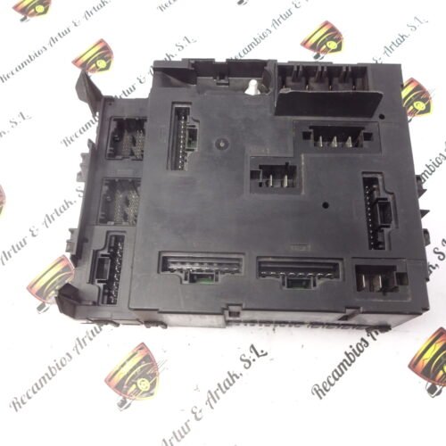 Caja de fusibles Smart Fortwo 0011868V005 SAM 5WK45090