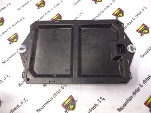 Caja de fusibles JAGUAR XF X250 DX2314D628AG DX23-14D628-AG A50044258 7370-0719-40
