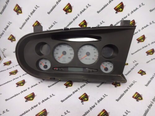 Cuadro de instrumentos IVECO Daily 500327747 155160000100