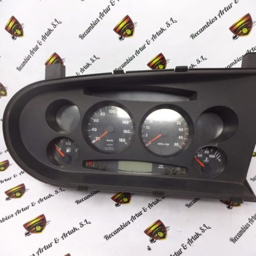 Cuadro de instrumentos IVECO Daily  504008187 155160000101