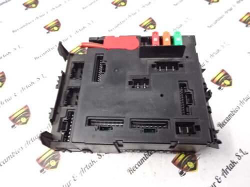 Caja de fusibles BSI Smart Fortwo A4515401950 A4515451901 A4514420000 5WK49738AC